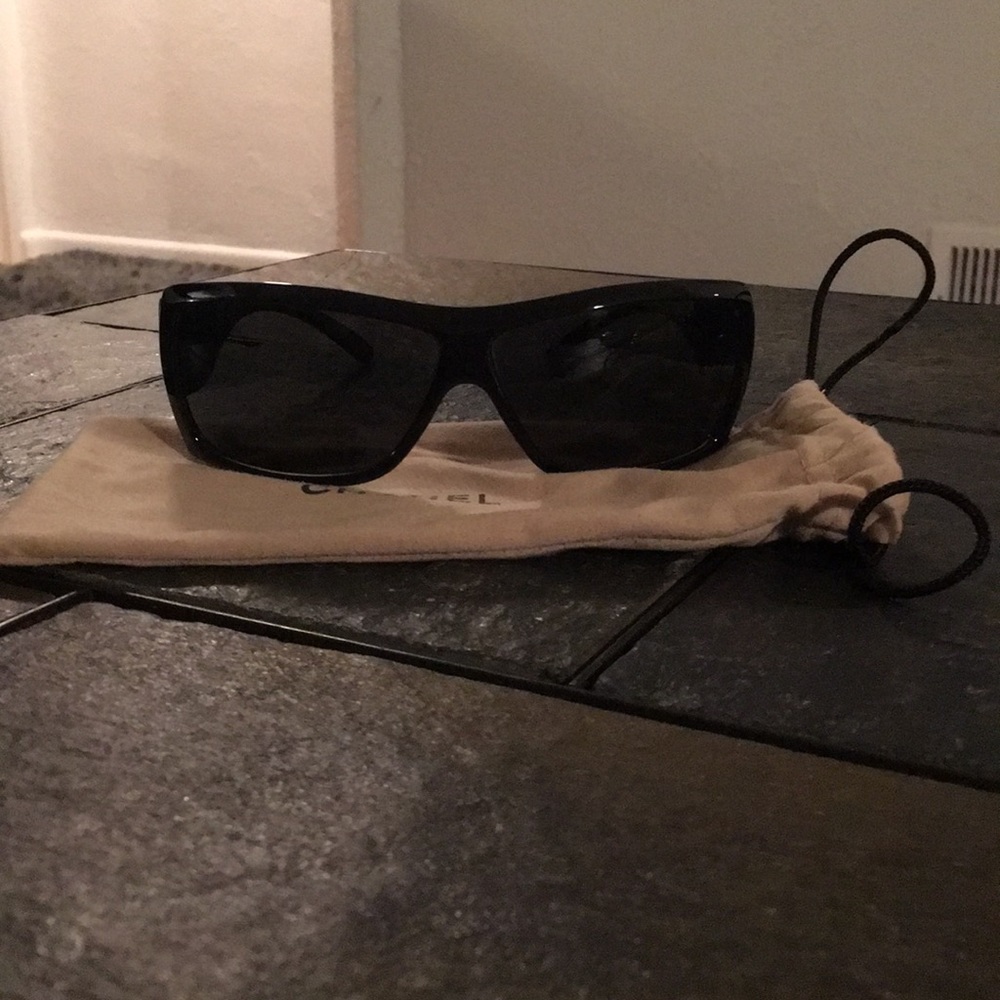 Black Chanel sunglasses with case